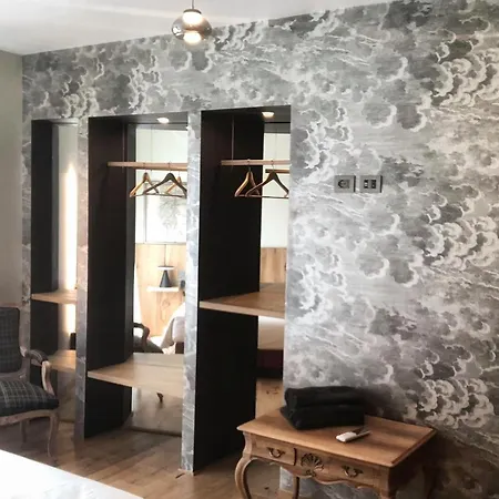 The Lion's Den Trieste