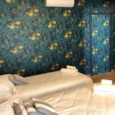 The Lion's Den Bed and Breakfast 3*