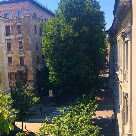 The Lion's Den * Trieste