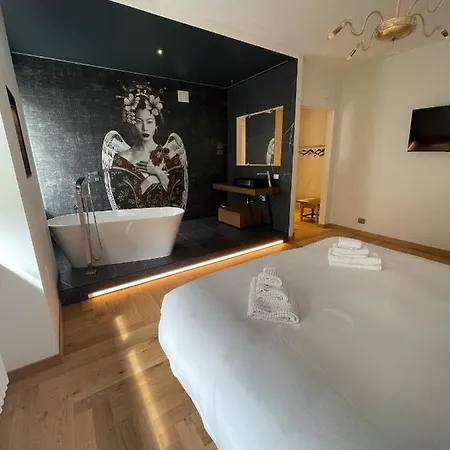 The Lion's Den Bed and Breakfast Τεργέστη